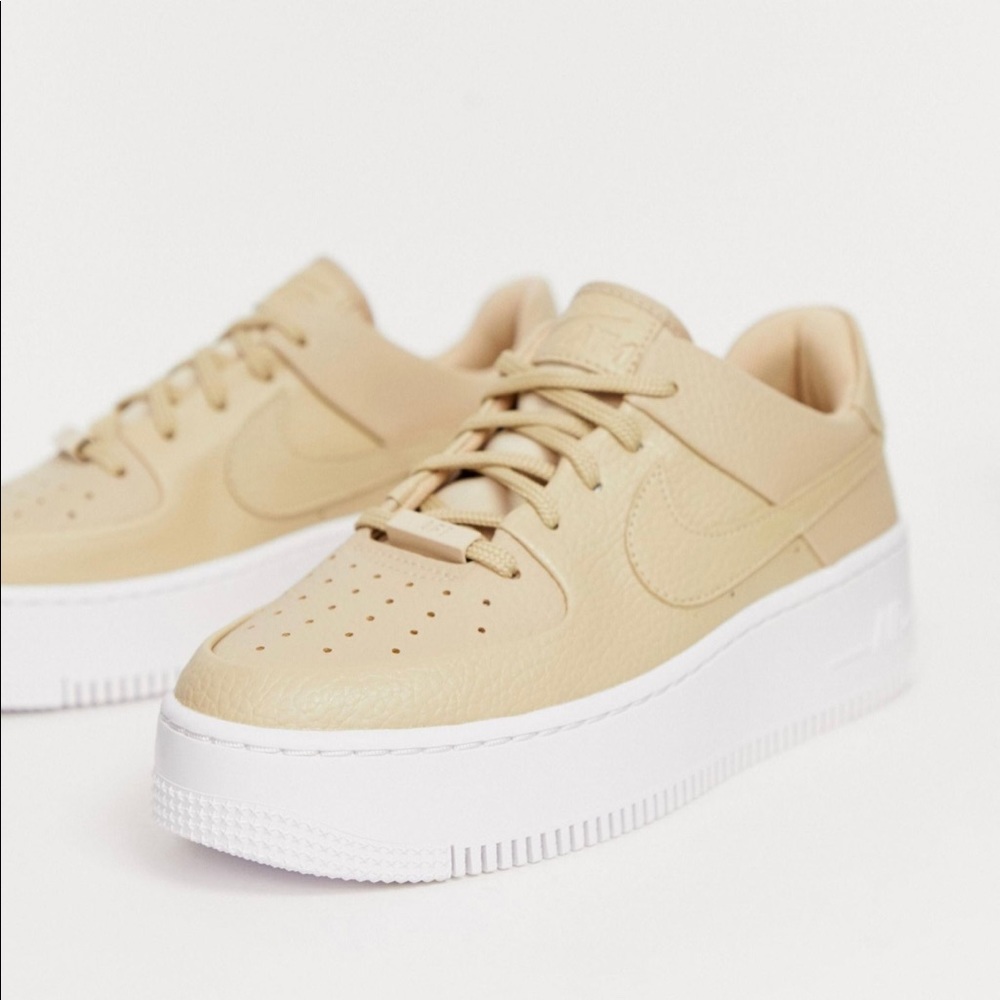 Nike Air Force 1 sage low